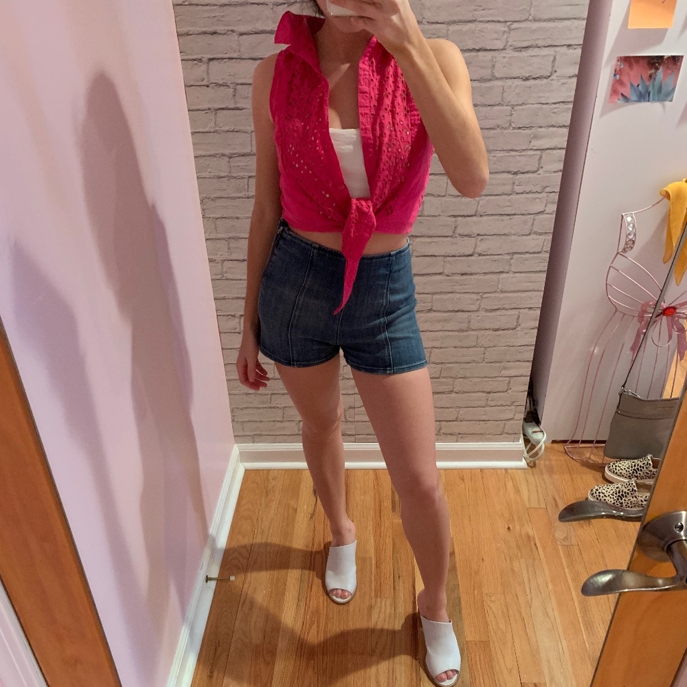 Pink lace tie up crop top